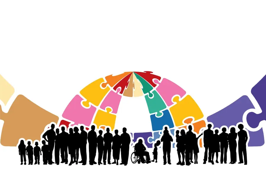 Modelli di transizione: strumenti per leggere il cambiamento e progettare il dopo-fossile