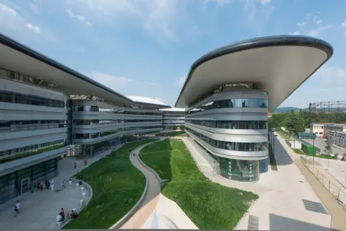 L’Università di Torino e la comunità studentesca iraniana: solidarietà che diventa impegno