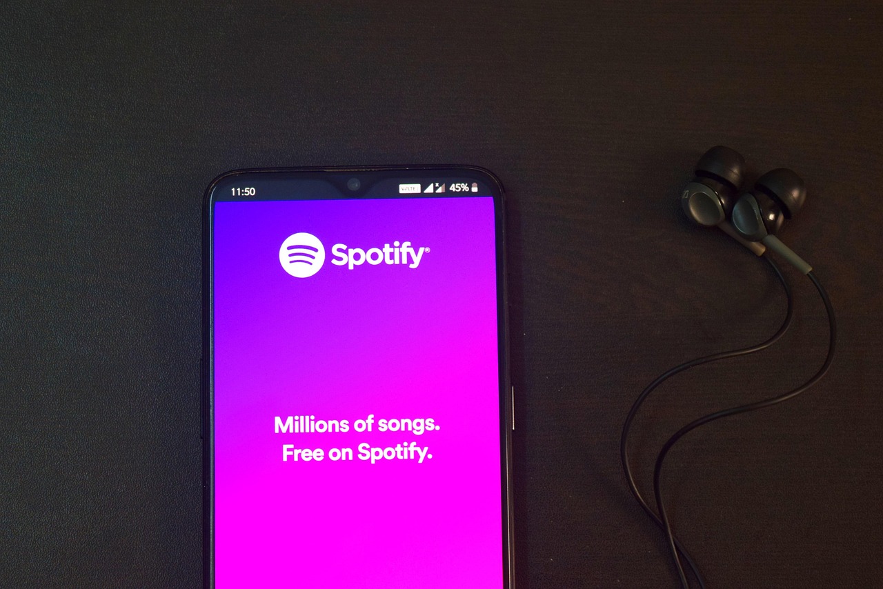 Come scaricare musica da Spotify: uso corretto delle funzioni offline e gestione intelligente dei propri brani