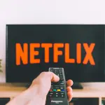 Abbonarsi a Netflix: come funziona, piani disponibili e come iniziare