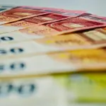 Torino, 7 milioni CRT per Valentino e Biblioteca