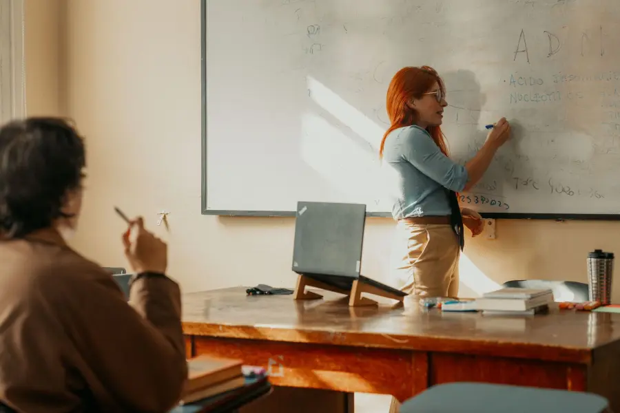 Biella, nasce la rete dei tutor d’aula per i futuri maestri