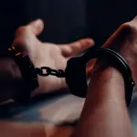 Torino, 18enne arrestato e tre francesi allontanati