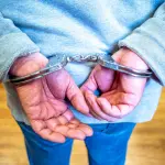 Torino, evade dai domiciliari e aggredisce gli agenti: arrestato 39enne
